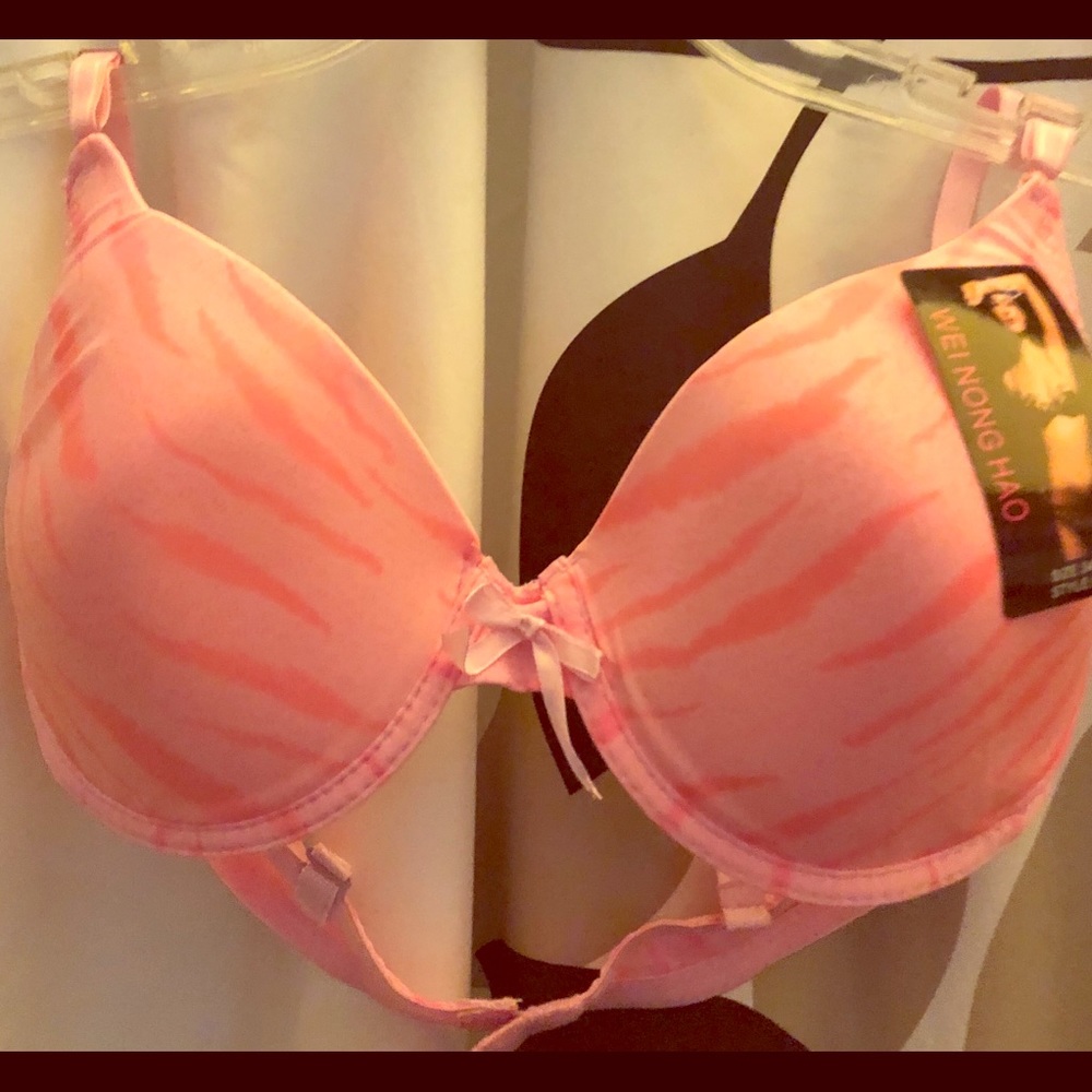 Wei size 34D pink lightly padded pushup bra